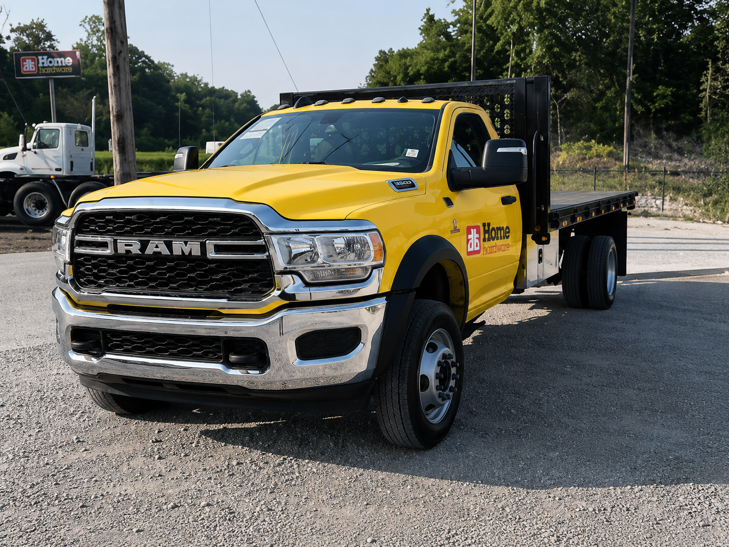 Dodgoe 5500 Flatbed HH Yellow