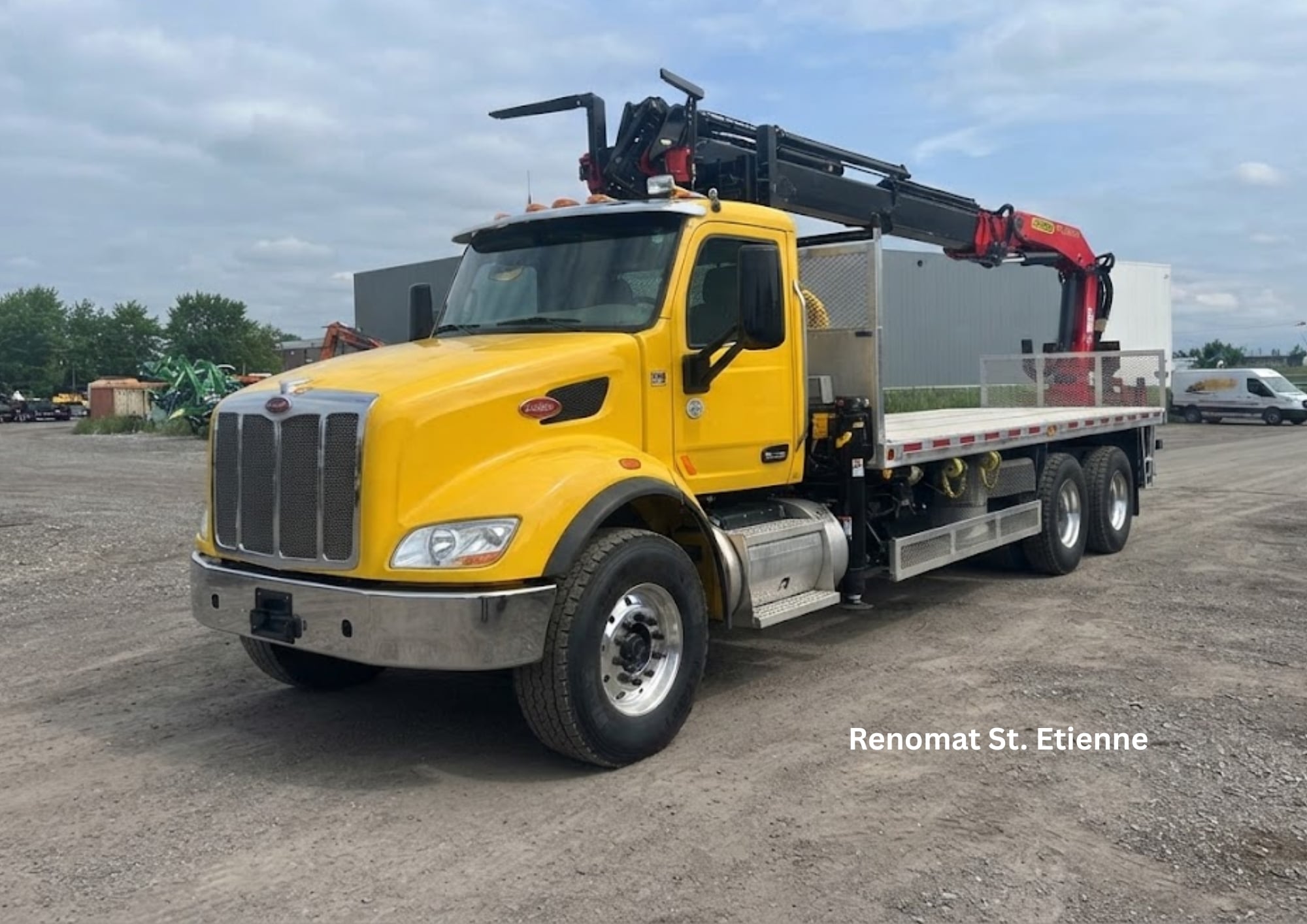 Peterbilt crane truck delivered to Renomat St. Etienne