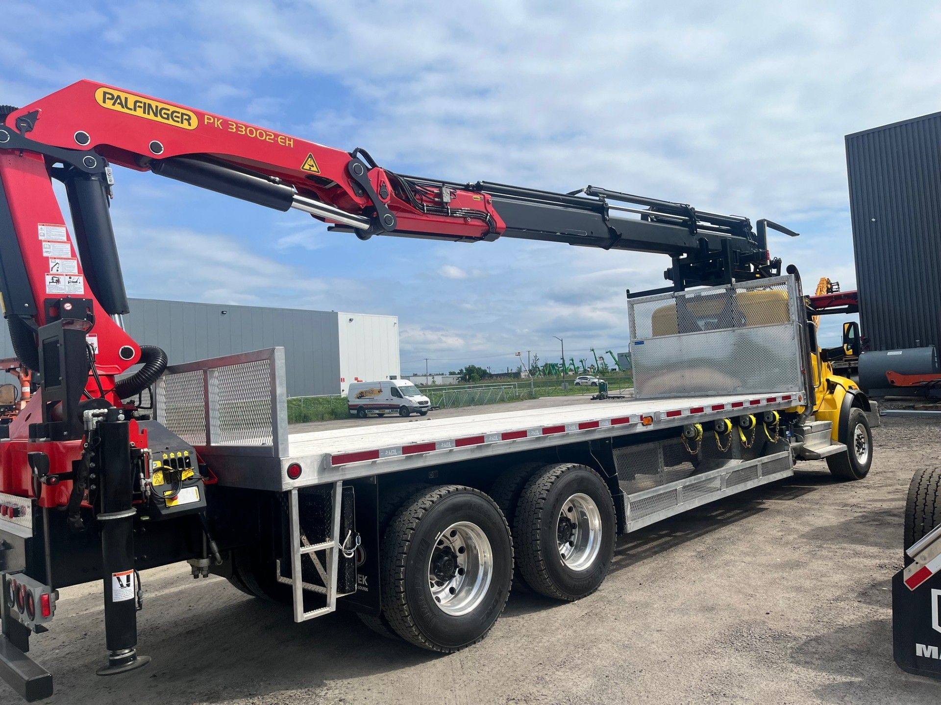 Crane truck delivered to Renomat St. Etienne