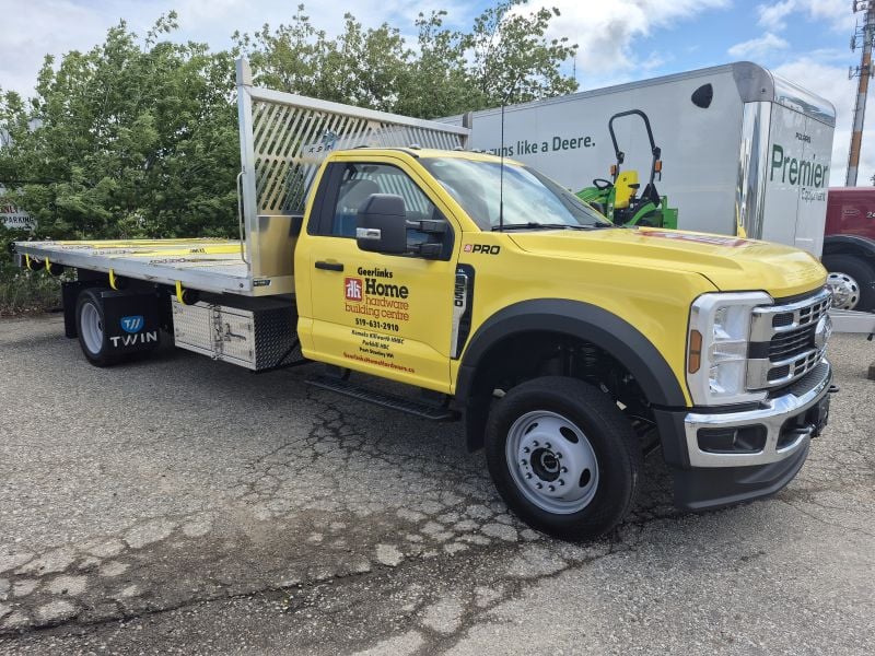 Ford F-550 delivered to Geerlinks Home Hardware Building Centre