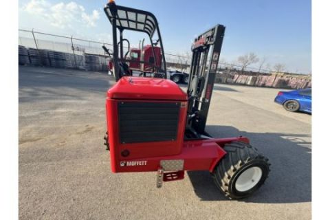 Moffett truck-mounted forklift available at Trinity Truck Sales
