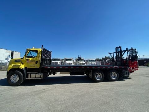 Freightliner 108SD Moffett truck delivered by Trinity Truck Sales