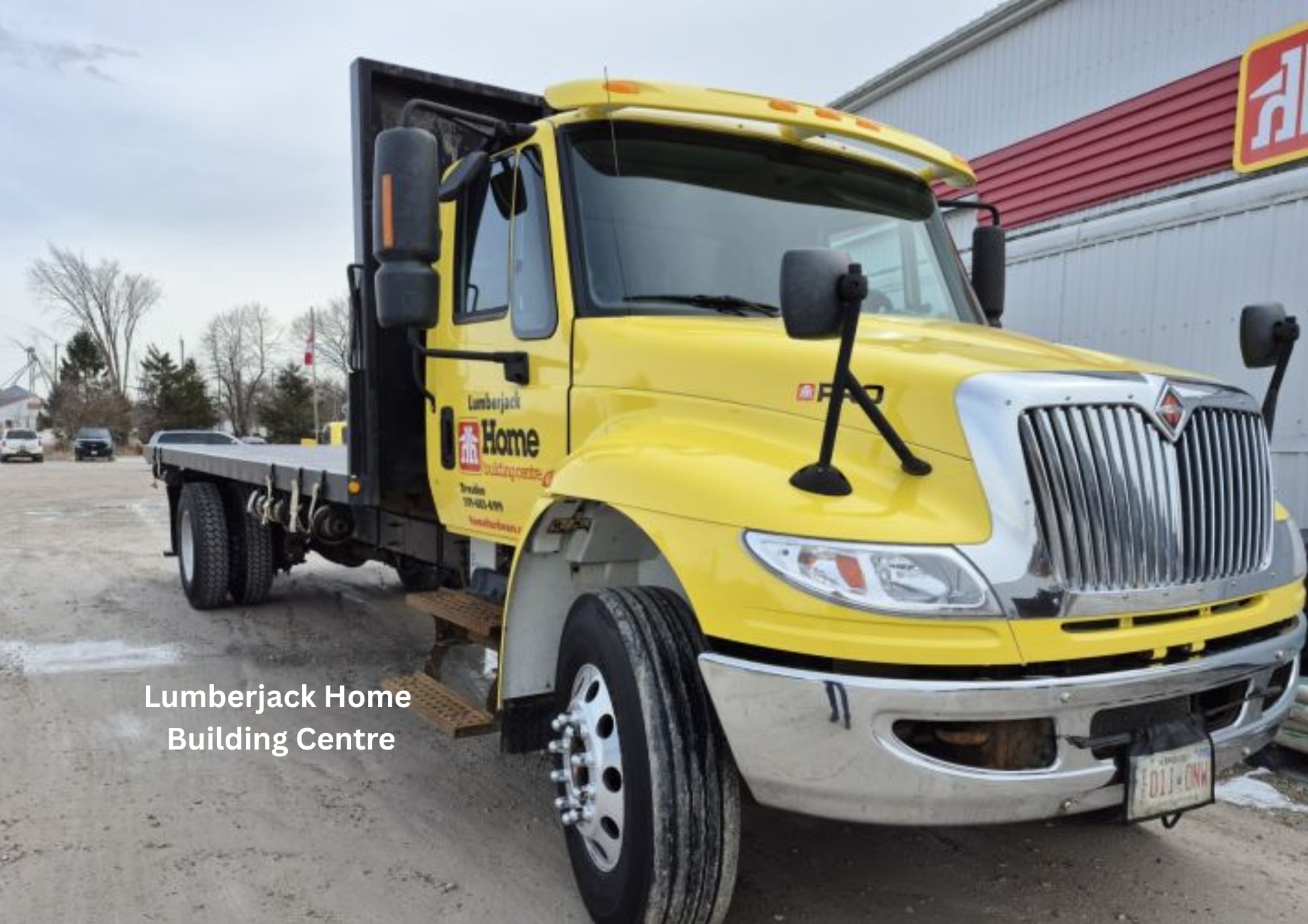 International HV607 Moffett truck delivered to Lumberjack Home Building Centre